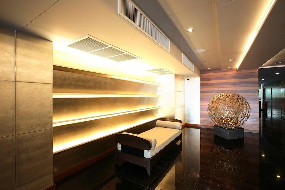 Oakwood Sukhumvit Thonglor होटल 4*